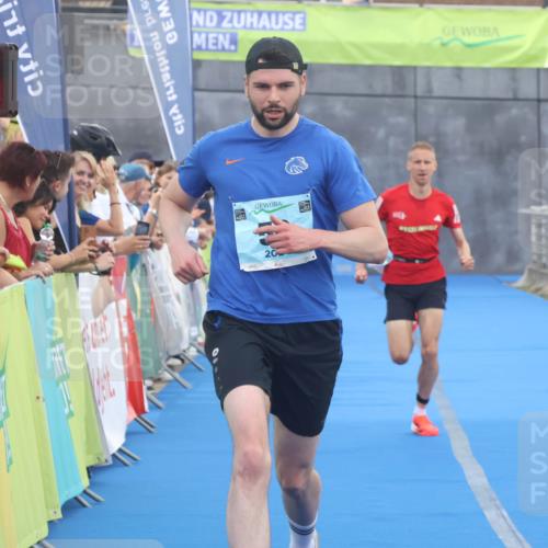 11.08.2024 - GEWOBA Citytriathlon Bremen Lena Gebhardt http://msf.ph/oto/6786759 11.08.2024 11:10:59 Ziel 22, 59 meine-sportfotos.de