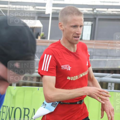 11.08.2024 - GEWOBA Citytriathlon Bremen Lena Gebhardt http://msf.ph/oto/6786778 11.08.2024 11:11:02 Ziel 22, 59 meine-sportfotos.de