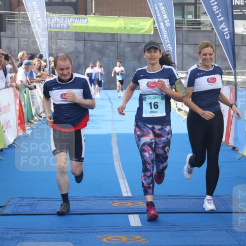 11.08.2024 - GEWOBA Citytriathlon Bremen Lena Gebhardt http://msf.ph/oto/6786870 11.08.2024 11:12:29 Ziel 1, 16 meine-sportfotos.de