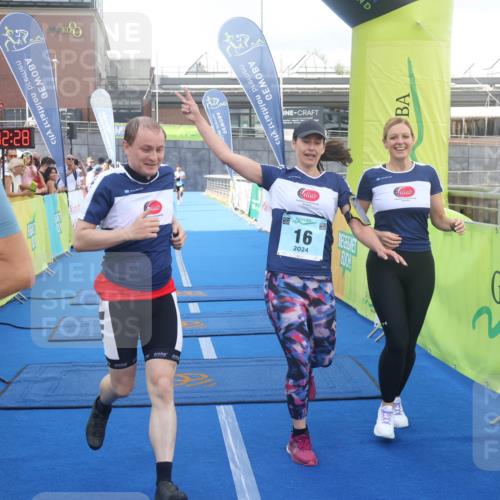 11.08.2024 - GEWOBA Citytriathlon Bremen Lena Gebhardt http://msf.ph/oto/6786882 11.08.2024 11:12:31 Ziel 1, 16 meine-sportfotos.de