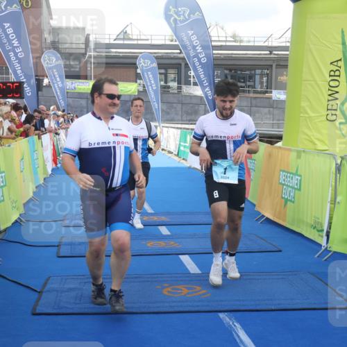 11.08.2024 - GEWOBA Citytriathlon Bremen Lena Gebhardt http://msf.ph/oto/6786912 11.08.2024 11:12:39 Ziel 1 meine-sportfotos.de