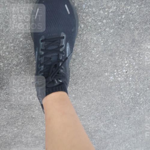 11.08.2024 - GEWOBA Citytriathlon Bremen Lena Gebhardt http://msf.ph/oto/6786974 11.08.2024 11:12:45 Ziel 1 meine-sportfotos.de