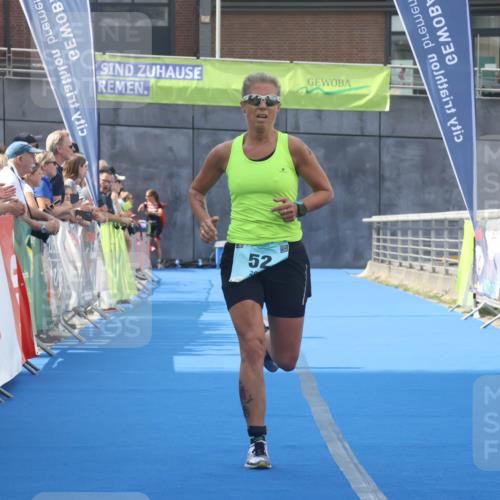 11.08.2024 - GEWOBA Citytriathlon Bremen Lena Gebhardt http://msf.ph/oto/6786992 11.08.2024 11:13:30 Ziel 52 meine-sportfotos.de