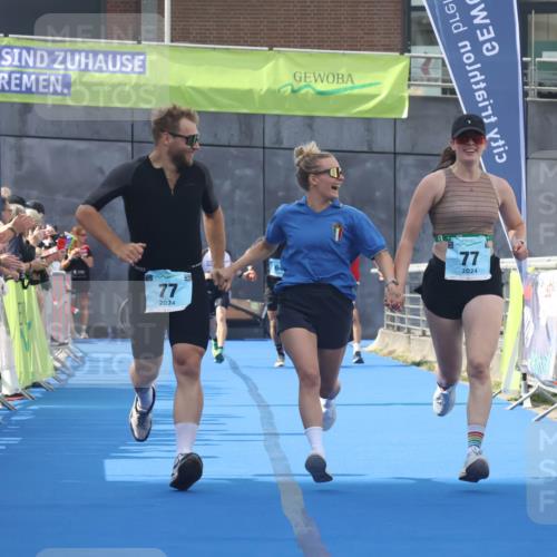 11.08.2024 - GEWOBA Citytriathlon Bremen Lena Gebhardt http://msf.ph/oto/6787037 11.08.2024 11:14:00 Ziel 64, 77 meine-sportfotos.de