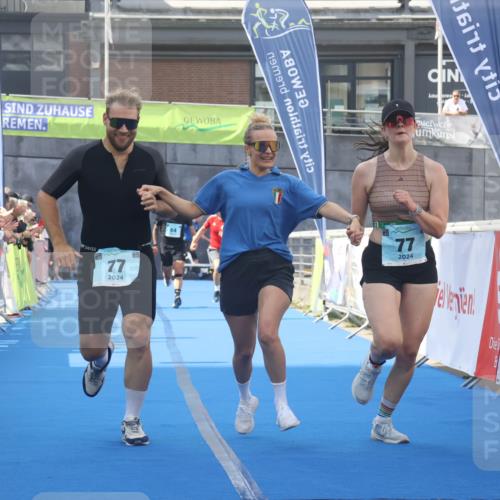11.08.2024 - GEWOBA Citytriathlon Bremen Lena Gebhardt http://msf.ph/oto/6787046 11.08.2024 11:14:02 Ziel 64, 77 meine-sportfotos.de