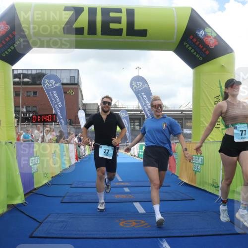 11.08.2024 - GEWOBA Citytriathlon Bremen Lena Gebhardt http://msf.ph/oto/6787074 11.08.2024 11:14:04 Ziel 64, 77 meine-sportfotos.de