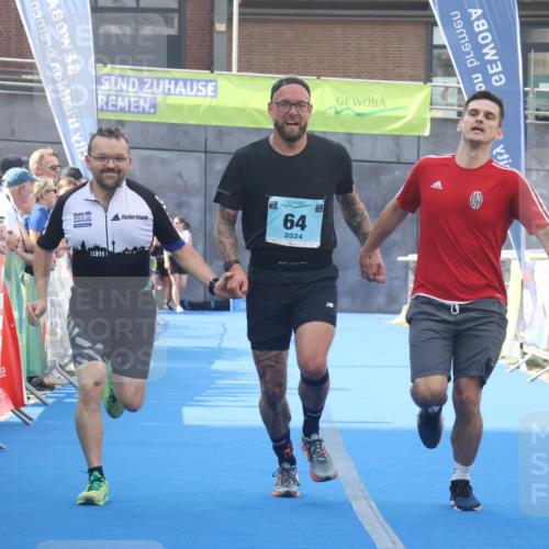 11.08.2024 - GEWOBA Citytriathlon Bremen Lena Gebhardt http://msf.ph/oto/6787084 11.08.2024 11:14:06 Ziel 64, 77 meine-sportfotos.de