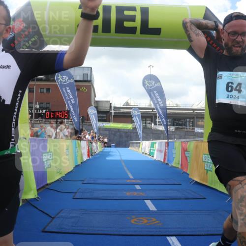 11.08.2024 - GEWOBA Citytriathlon Bremen Lena Gebhardt http://msf.ph/oto/6787113 11.08.2024 11:14:08 Ziel 64, 77 meine-sportfotos.de