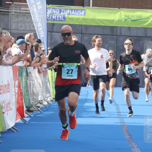 11.08.2024 - GEWOBA Citytriathlon Bremen Lena Gebhardt http://msf.ph/oto/6787116 11.08.2024 11:14:19 Ziel 27, 78, 84 meine-sportfotos.de