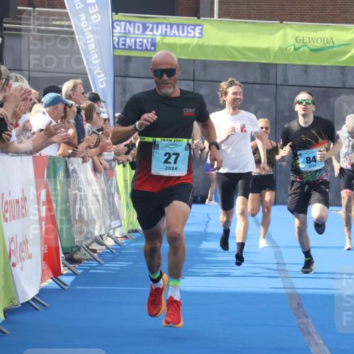 11.08.2024 - GEWOBA Citytriathlon Bremen Lena Gebhardt http://msf.ph/oto/6787118 11.08.2024 11:14:19 Ziel 27, 78, 84 meine-sportfotos.de