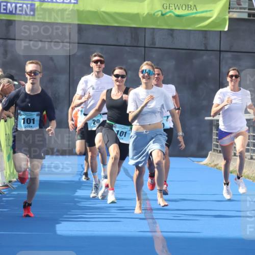 11.08.2024 - GEWOBA Citytriathlon Bremen Lena Gebhardt http://msf.ph/oto/6787174 11.08.2024 11:14:32 Ziel 20, 33, 101 meine-sportfotos.de