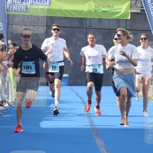 11.08.2024 - GEWOBA Citytriathlon Bremen Lena Gebhardt http://msf.ph/oto/6787179 11.08.2024 11:14:33 Ziel 20, 33, 101 meine-sportfotos.de