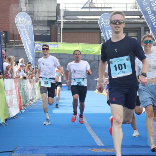 11.08.2024 - GEWOBA Citytriathlon Bremen Lena Gebhardt http://msf.ph/oto/6787194 11.08.2024 11:14:35 Ziel 20, 33, 101 meine-sportfotos.de