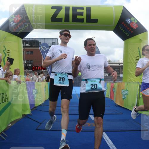 11.08.2024 - GEWOBA Citytriathlon Bremen Lena Gebhardt http://msf.ph/oto/6787220 11.08.2024 11:14:37 Ziel 20, 33, 101 meine-sportfotos.de