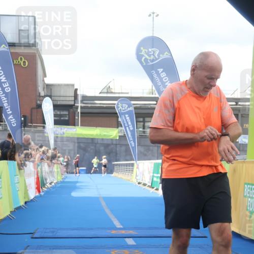 11.08.2024 - GEWOBA Citytriathlon Bremen Lena Gebhardt http://msf.ph/oto/6787289 11.08.2024 11:15:32 Ziel 18, 114 meine-sportfotos.de