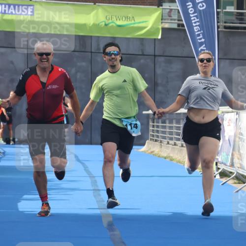 11.08.2024 - GEWOBA Citytriathlon Bremen Lena Gebhardt http://msf.ph/oto/6787316 11.08.2024 11:15:39 Ziel 87, 114 meine-sportfotos.de