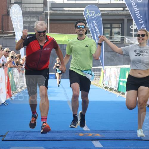 11.08.2024 - GEWOBA Citytriathlon Bremen Lena Gebhardt http://msf.ph/oto/6787332 11.08.2024 11:15:41 Ziel 87, 114 meine-sportfotos.de