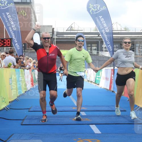 11.08.2024 - GEWOBA Citytriathlon Bremen Lena Gebhardt http://msf.ph/oto/6787336 11.08.2024 11:15:41 Ziel 87, 114 meine-sportfotos.de