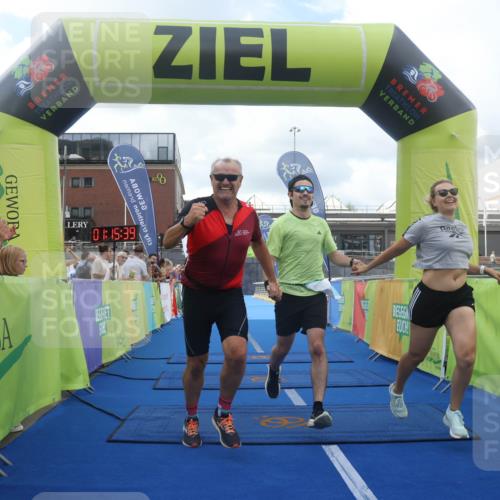 11.08.2024 - GEWOBA Citytriathlon Bremen Lena Gebhardt http://msf.ph/oto/6787344 11.08.2024 11:15:42 Ziel 87, 114 meine-sportfotos.de