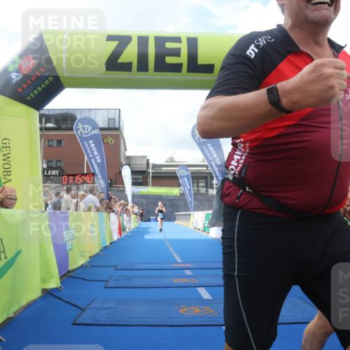 11.08.2024 - GEWOBA Citytriathlon Bremen Lena Gebhardt http://msf.ph/oto/6787350 11.08.2024 11:15:43 Ziel 87, 114 meine-sportfotos.de
