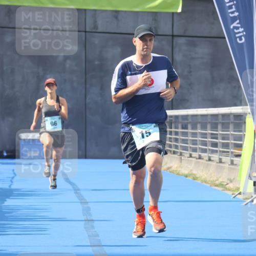 11.08.2024 - GEWOBA Citytriathlon Bremen Lena Gebhardt http://msf.ph/oto/6787434 11.08.2024 11:16:04 Ziel 15, 71, 96 meine-sportfotos.de
