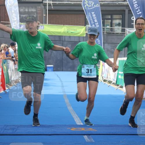 11.08.2024 - GEWOBA Citytriathlon Bremen Lena Gebhardt http://msf.ph/oto/6787518 11.08.2024 11:16:28 Ziel 31 meine-sportfotos.de
