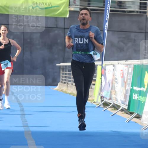 11.08.2024 - GEWOBA Citytriathlon Bremen Lena Gebhardt http://msf.ph/oto/6787540 11.08.2024 11:16:52 Ziel 29, 66, 80 meine-sportfotos.de