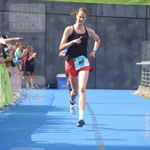11.08.2024 - GEWOBA Citytriathlon Bremen Lena Gebhardt http://msf.ph/oto/6787541 11.08.2024 11:16:53 Ziel 29, 66, 80 meine-sportfotos.de