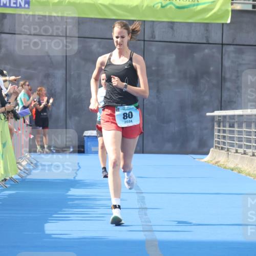 11.08.2024 - GEWOBA Citytriathlon Bremen Lena Gebhardt http://msf.ph/oto/6787546 11.08.2024 11:16:53 Ziel 29, 66, 80 meine-sportfotos.de