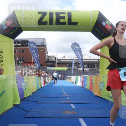 11.08.2024 - GEWOBA Citytriathlon Bremen Lena Gebhardt http://msf.ph/oto/6787571 11.08.2024 11:16:58 Ziel 29, 66, 80, 94 meine-sportfotos.de