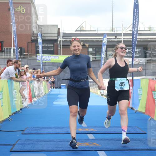 11.08.2024 - GEWOBA Citytriathlon Bremen Lena Gebhardt http://msf.ph/oto/6787685 11.08.2024 11:17:26 Ziel 45 meine-sportfotos.de