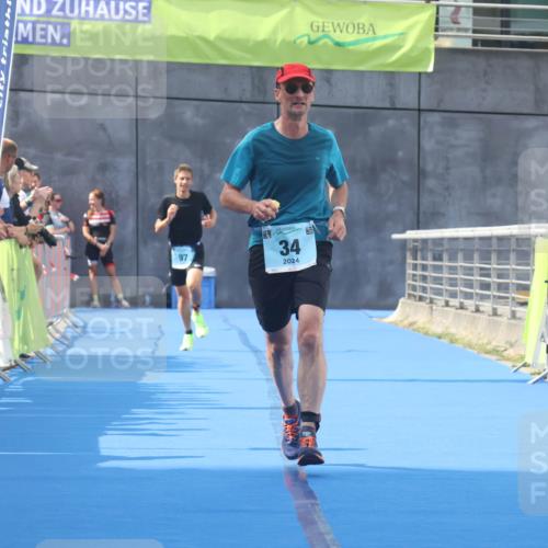 11.08.2024 - GEWOBA Citytriathlon Bremen Lena Gebhardt http://msf.ph/oto/6787714 11.08.2024 11:17:53 Ziel 34, 97 meine-sportfotos.de