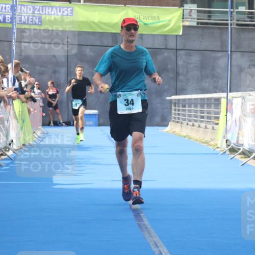 11.08.2024 - GEWOBA Citytriathlon Bremen Lena Gebhardt http://msf.ph/oto/6787717 11.08.2024 11:17:53 Ziel 34, 97 meine-sportfotos.de