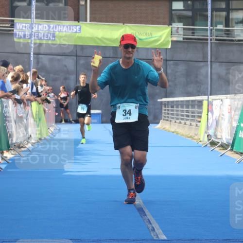 11.08.2024 - GEWOBA Citytriathlon Bremen Lena Gebhardt http://msf.ph/oto/6787720 11.08.2024 11:17:54 Ziel 34, 97 meine-sportfotos.de