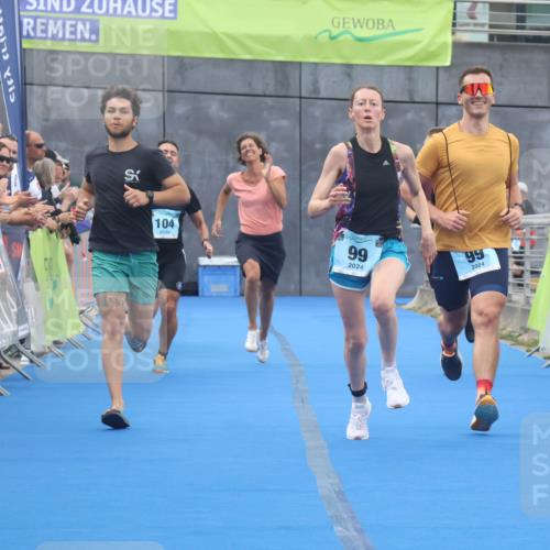 11.08.2024 - GEWOBA Citytriathlon Bremen Lena Gebhardt http://msf.ph/oto/6787776 11.08.2024 11:18:08 Ziel 99, 104 meine-sportfotos.de