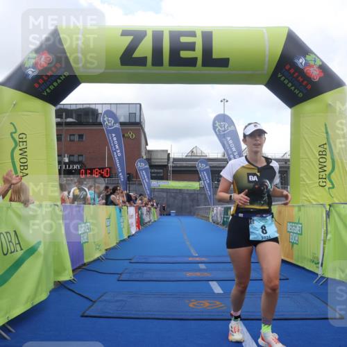11.08.2024 - GEWOBA Citytriathlon Bremen Lena Gebhardt http://msf.ph/oto/6787889 11.08.2024 11:18:43 Ziel 8 meine-sportfotos.de