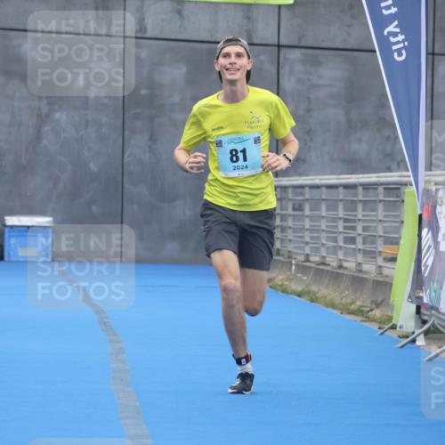 11.08.2024 - GEWOBA Citytriathlon Bremen Lena Gebhardt http://msf.ph/oto/6787901 11.08.2024 11:19:06 Ziel 81 meine-sportfotos.de