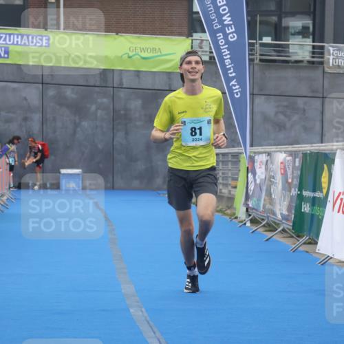 11.08.2024 - GEWOBA Citytriathlon Bremen Lena Gebhardt http://msf.ph/oto/6787914 11.08.2024 11:19:08 Ziel 81 meine-sportfotos.de