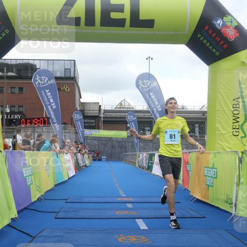 11.08.2024 - GEWOBA Citytriathlon Bremen Lena Gebhardt http://msf.ph/oto/6787933 11.08.2024 11:19:10 Ziel 81 meine-sportfotos.de