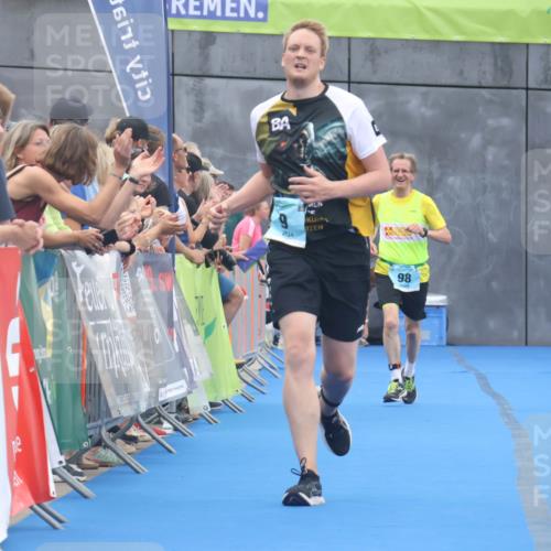 11.08.2024 - GEWOBA Citytriathlon Bremen Lena Gebhardt http://msf.ph/oto/6787945 11.08.2024 11:19:21 Ziel 9, 98 meine-sportfotos.de