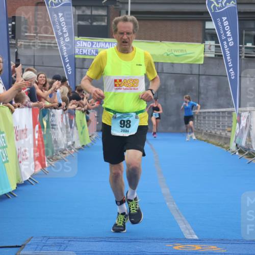 11.08.2024 - GEWOBA Citytriathlon Bremen Lena Gebhardt http://msf.ph/oto/6787967 11.08.2024 11:19:28 Ziel 3, 9, 98 meine-sportfotos.de