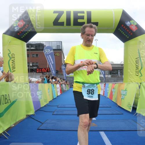 11.08.2024 - GEWOBA Citytriathlon Bremen Lena Gebhardt http://msf.ph/oto/6787989 11.08.2024 11:19:31 Ziel 3, 9, 98 meine-sportfotos.de