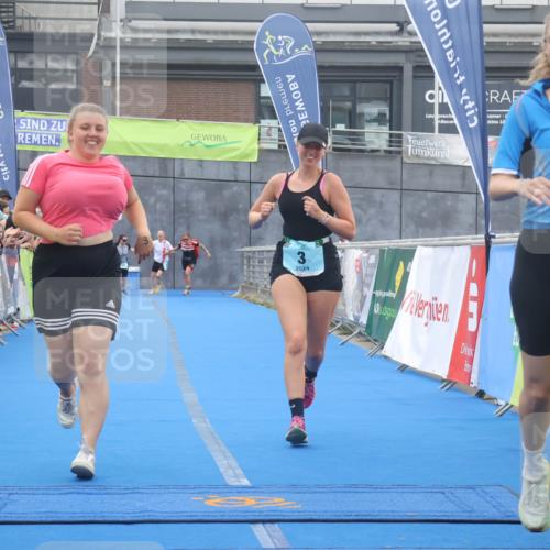 11.08.2024 - GEWOBA Citytriathlon Bremen Lena Gebhardt http://msf.ph/oto/6788007 11.08.2024 11:19:35 Ziel 3, 38, 98 meine-sportfotos.de