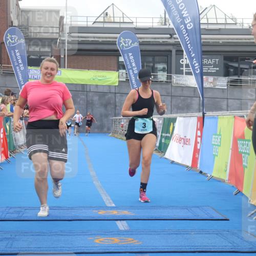 11.08.2024 - GEWOBA Citytriathlon Bremen Lena Gebhardt http://msf.ph/oto/6788012 11.08.2024 11:19:36 Ziel 3, 38, 98 meine-sportfotos.de
