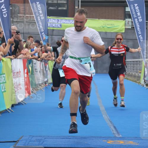 11.08.2024 - GEWOBA Citytriathlon Bremen Lena Gebhardt http://msf.ph/oto/6788048 11.08.2024 11:19:45 Ziel 38, 95 meine-sportfotos.de
