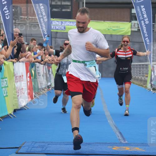 11.08.2024 - GEWOBA Citytriathlon Bremen Lena Gebhardt http://msf.ph/oto/6788050 11.08.2024 11:19:45 Ziel 38, 95 meine-sportfotos.de