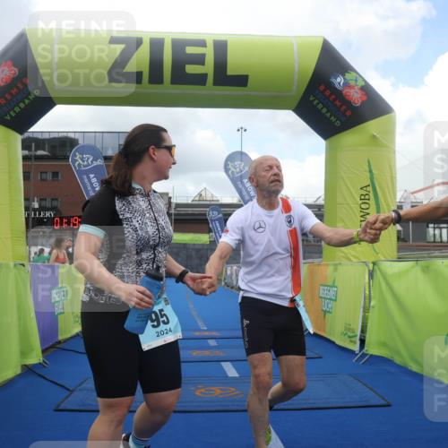 11.08.2024 - GEWOBA Citytriathlon Bremen Lena Gebhardt http://msf.ph/oto/6788086 11.08.2024 11:19:50 Ziel 38, 95 meine-sportfotos.de