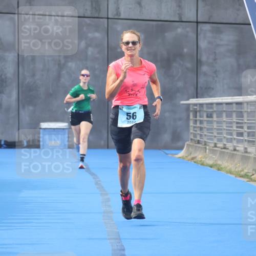 11.08.2024 - GEWOBA Citytriathlon Bremen Lena Gebhardt http://msf.ph/oto/6788096 11.08.2024 11:20:04 Ziel 4, 56 meine-sportfotos.de