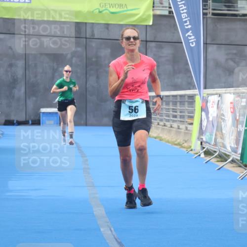 11.08.2024 - GEWOBA Citytriathlon Bremen Lena Gebhardt http://msf.ph/oto/6788107 11.08.2024 11:20:06 Ziel 4, 56 meine-sportfotos.de