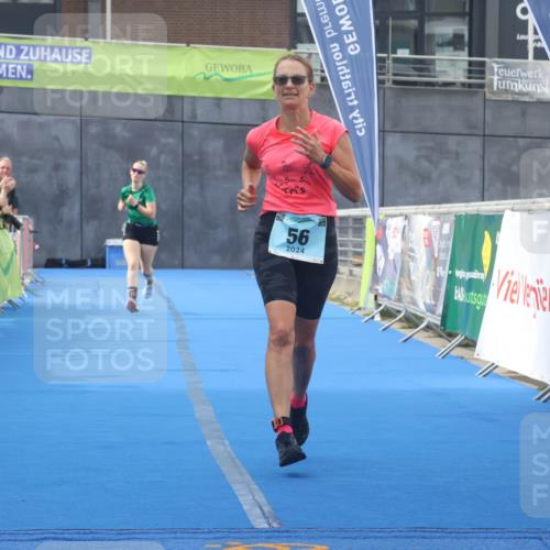 11.08.2024 - GEWOBA Citytriathlon Bremen Lena Gebhardt http://msf.ph/oto/6788112 11.08.2024 11:20:08 Ziel 4, 56 meine-sportfotos.de
